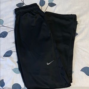 Nike Therma-Fit Sweatpants. PRICE IS NEGOTIABLE